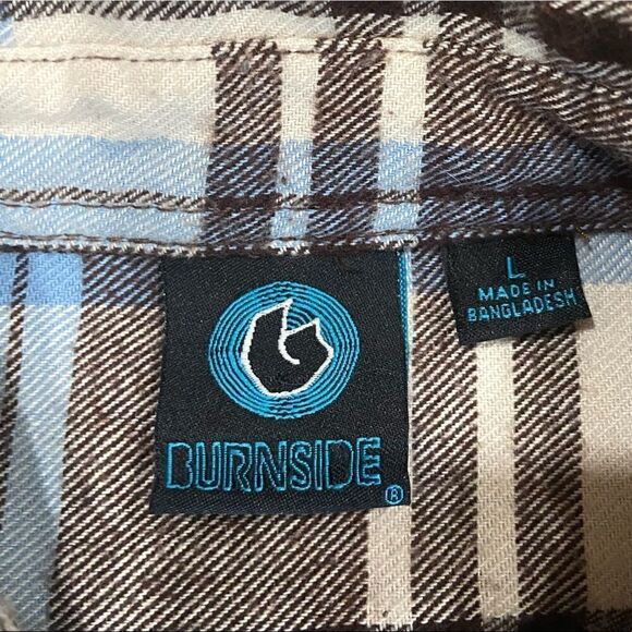 91. Mens size L Burnside long sleeve button down gently used - Picture 2 of 11